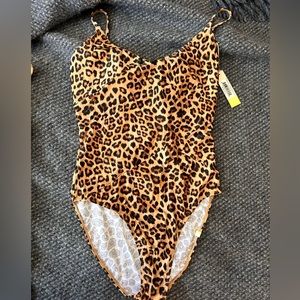 Summersalt “marina” one piece, leopard, size 10